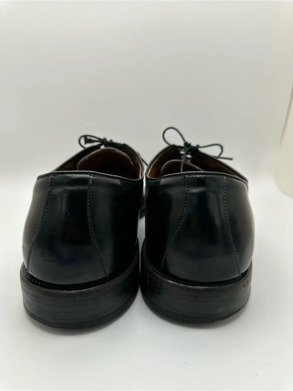Allen Edmonds 7304 Classic Men’s Black Leather Cap-Toe Oxford Lace-Up Shoes 11.5